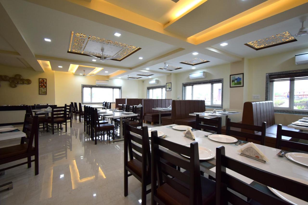 The Sky Imperial- Hotel Gopal Darshan Nathdwara Ngoại thất bức ảnh
