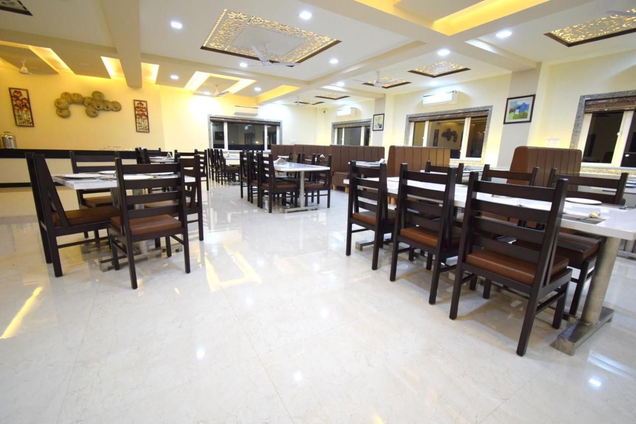 The Sky Imperial- Hotel Gopal Darshan Nathdwara Ngoại thất bức ảnh