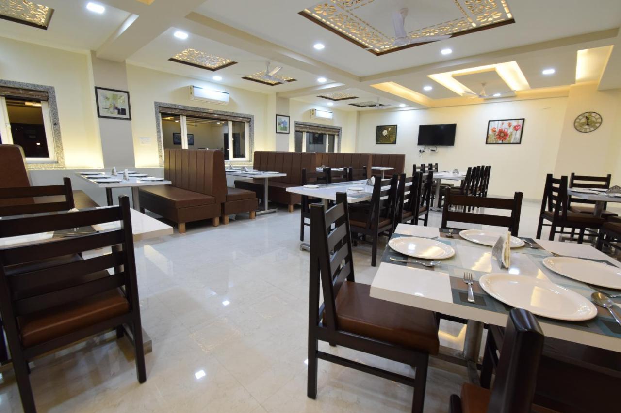 The Sky Imperial- Hotel Gopal Darshan Nathdwara Ngoại thất bức ảnh