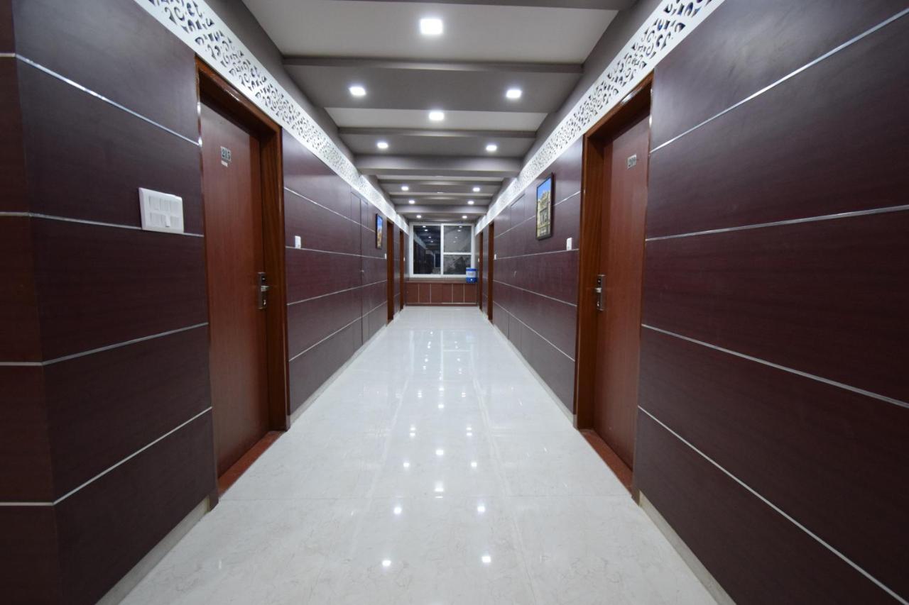 The Sky Imperial- Hotel Gopal Darshan Nathdwara Ngoại thất bức ảnh